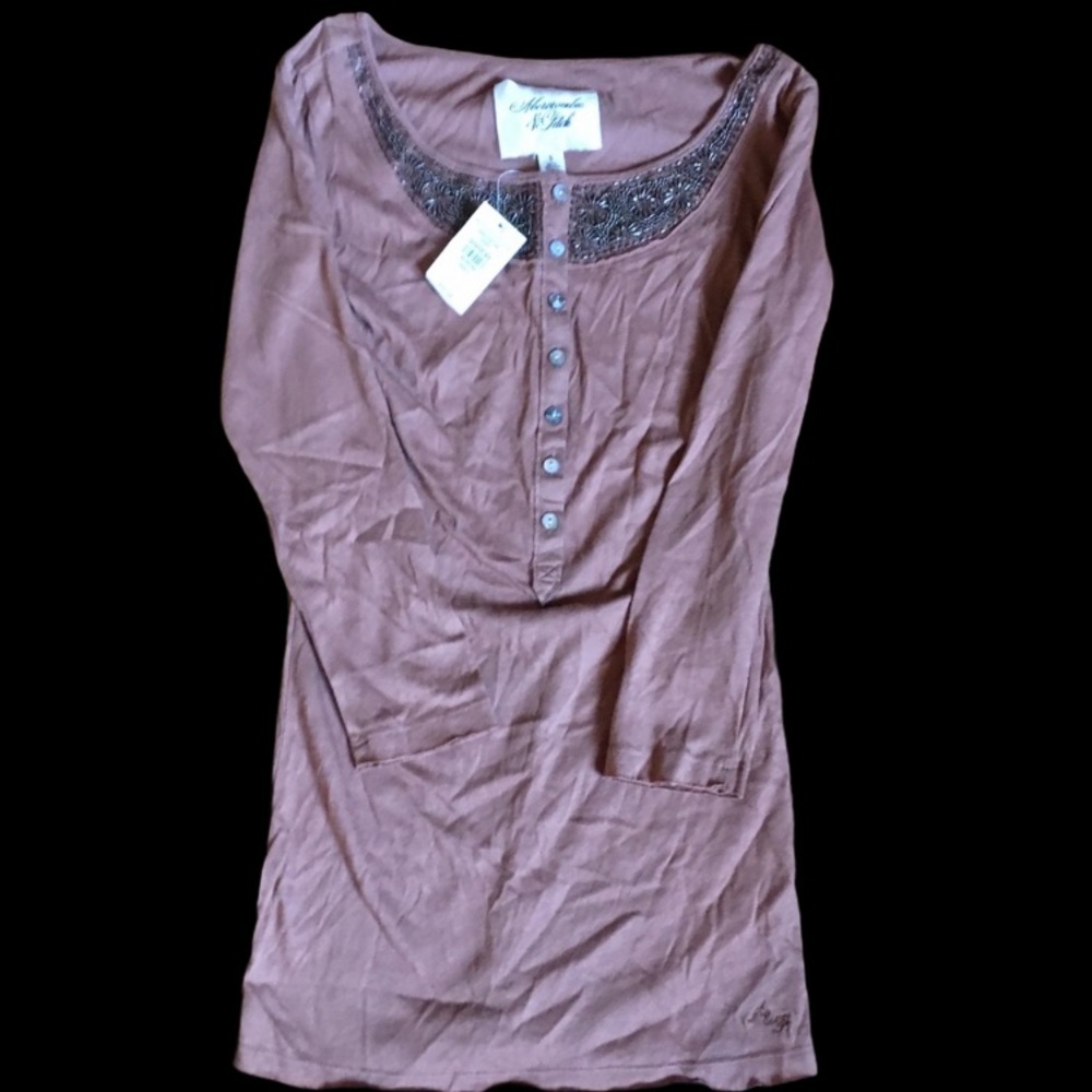 NWT - Abercrombie & Fitch small top